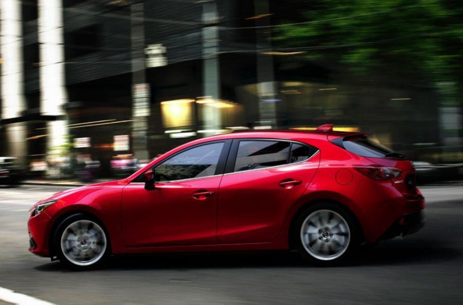  Mazda3 Hatchback 2014 года  (фото 7 из 131)